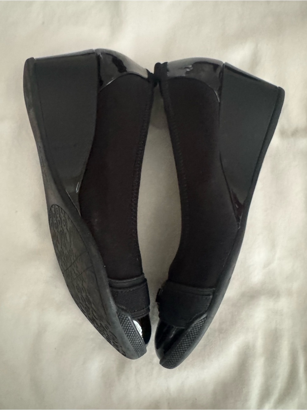 Anne Klein Black Patent wedge with Buckle - Picture 4 of 6